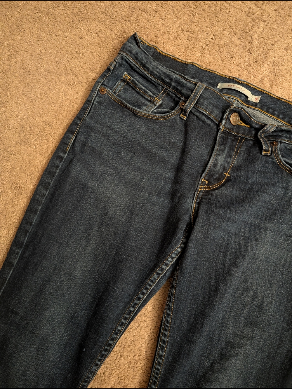 Levi's 524 Dark Wash Boot Cut Jeans Size 5 - Picture 3 of 12